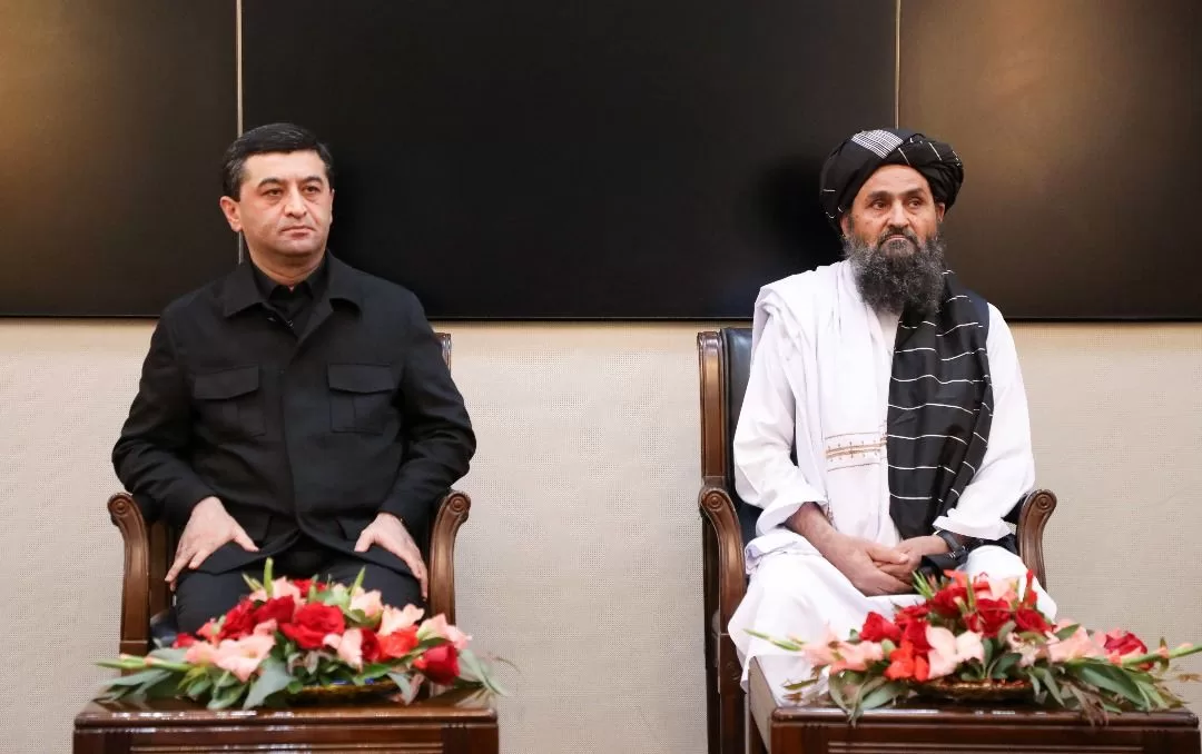 Mullah Abdul Ghani Baradar Akhund held a meeting with the Minister of Foreign Affairs of Uzbekistan and his accompanying high-ranking delegation - RTA - Radio Television of Afghanistan