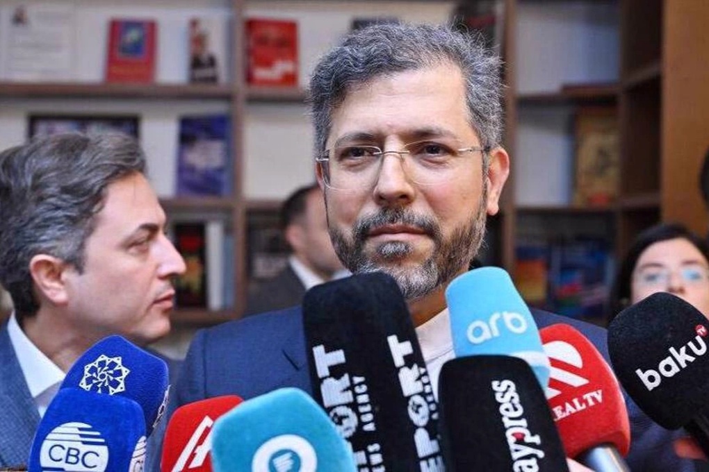 ایران د بهرنیو چارو مرستیال وزیر: هېواد به یې هېڅ غني شوي یورانیم امریکا ته ونه‌سپاري