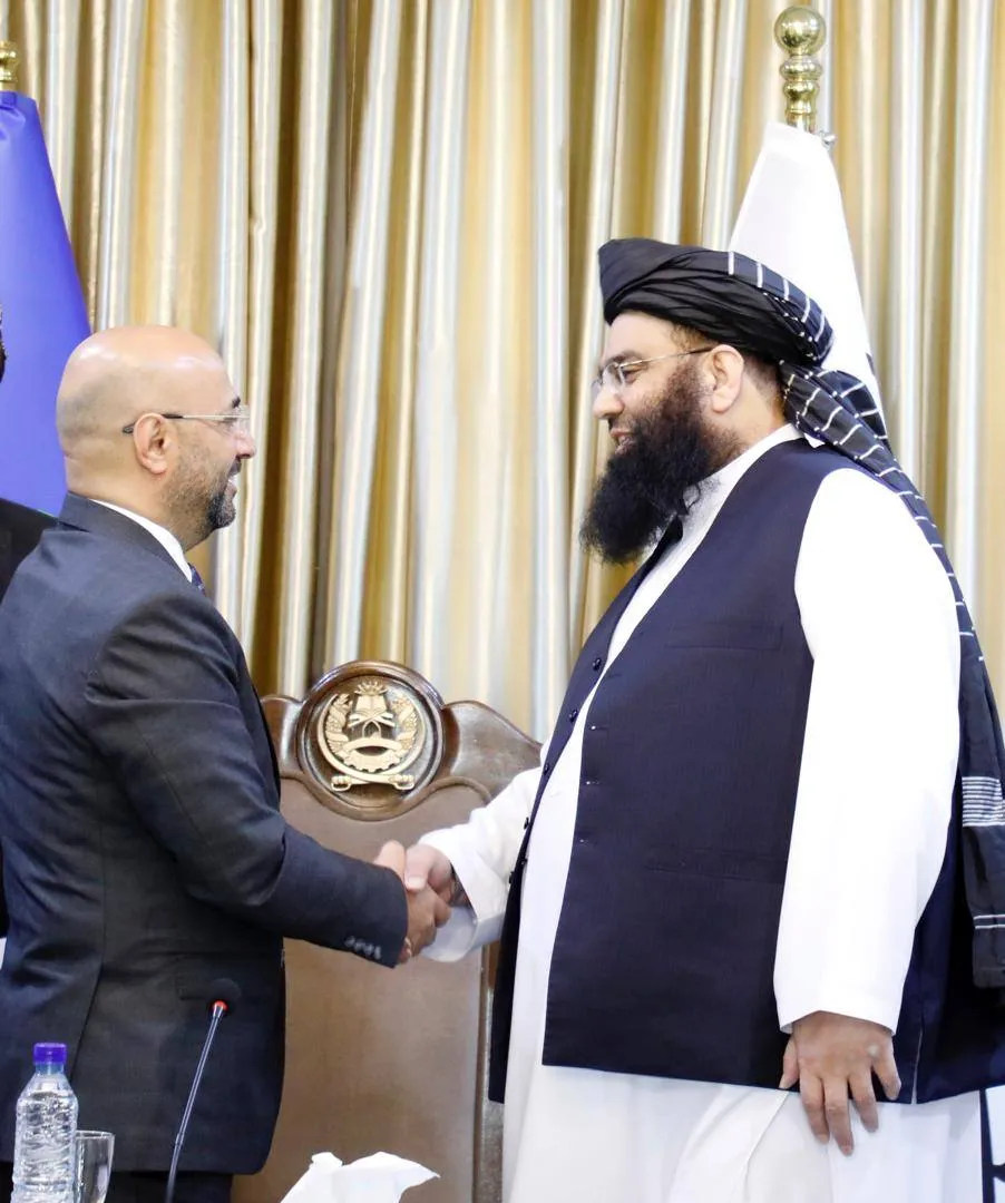د مولوي عبدالکبیر او د ترکیې ډیپلوماټیک ماموریت مشر لیدنه؛ دوه‌اړخیزو همکاریو او د افغان کډوالو پر ستونزو خبرې شوي